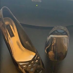 White House black market black heels